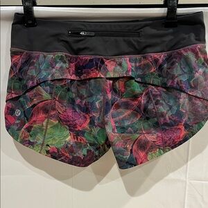 lululemon Women's Speed Up 2.5 Low-Rise size 4